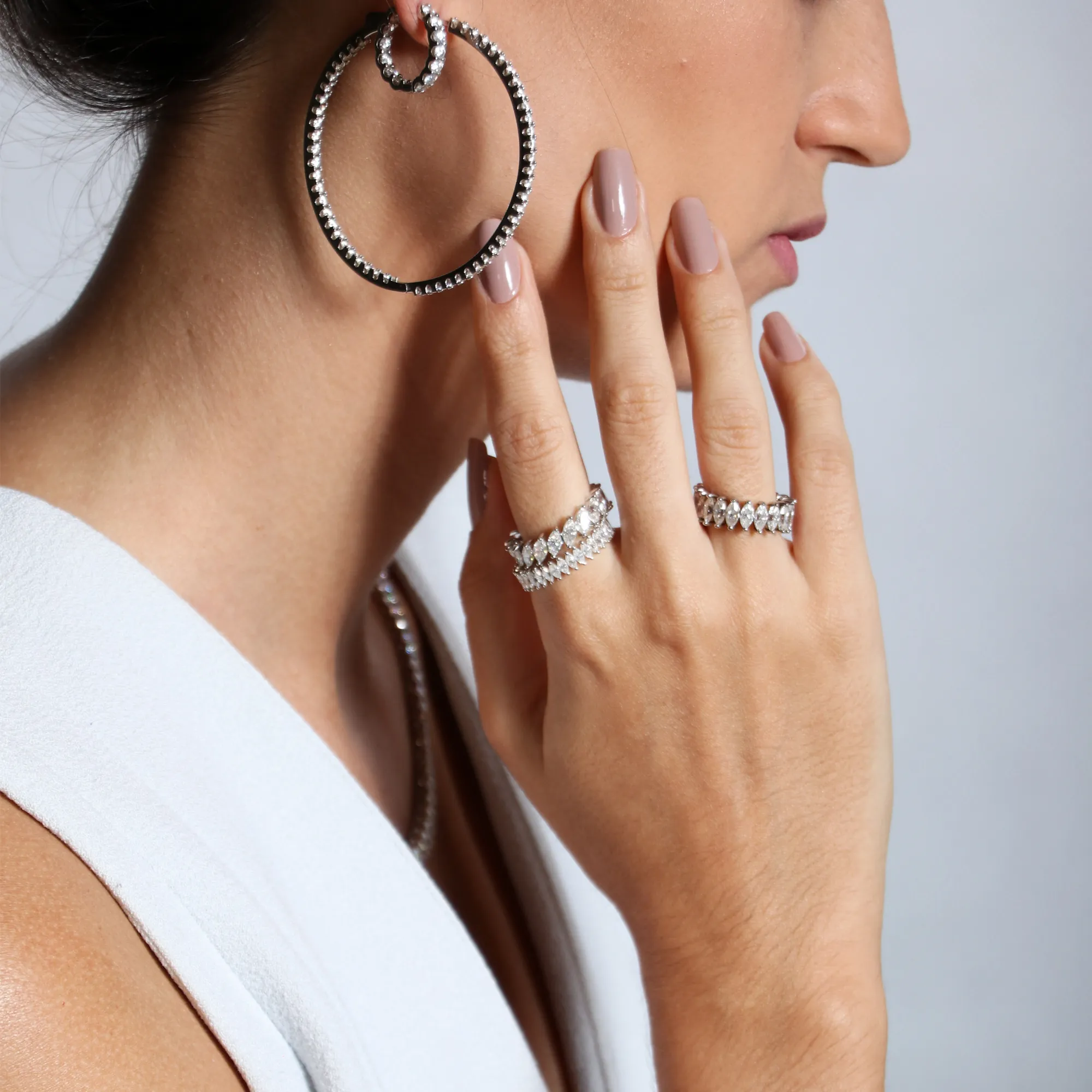 Aliança-navetes-navetes-anel-diamante-moissanites-moissanitas-diamante-joias-brincos-argolas